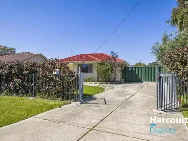 Unique 3 BR 1 Stretton Way, Kenwick, WA 6107