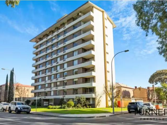 For Rent! 3 BR 1B/97 Mac Kinnon Parade, North Adelaide Apartme.