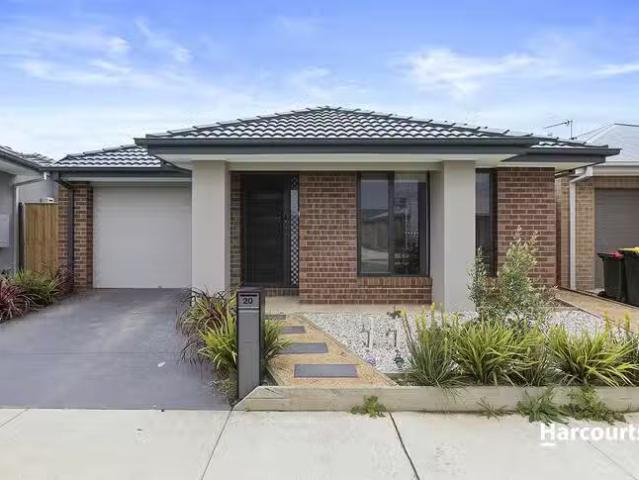Cozy 3 BR 20 Giovanni Drive, Charlemont, VIC 3217
