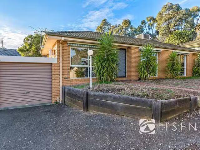 Cheap 3 BR 2/13 Proud Terrace, Flora Hill, VIC 3550