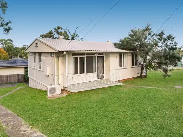 Nice 3 BR 21 Rymill Road, TREGEAR, NSW 2770 House for Rent