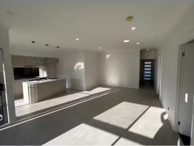 Just in! 3 BR 21A Merthyr Street, Kurri Kurri Townhouse for re.