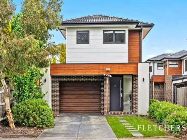 Cheap 3 BR 2/27 Burns Avenue, Clayton South VIC 3169 Townhou.
