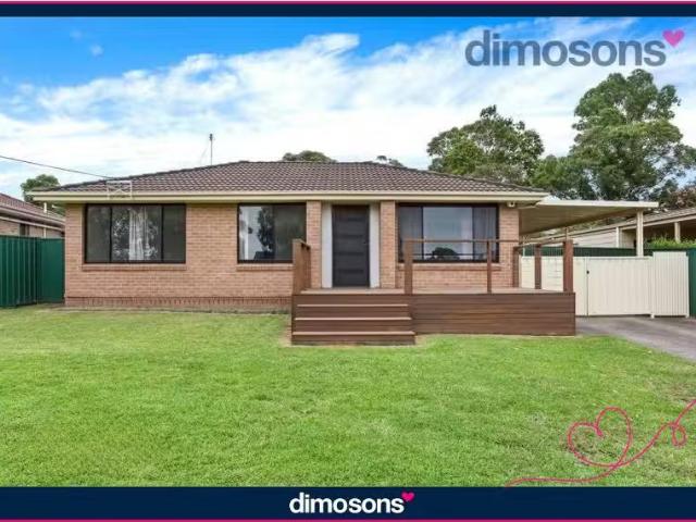 Unique 3 BR 22 Macquarie Street, Albion Park House for rent L.