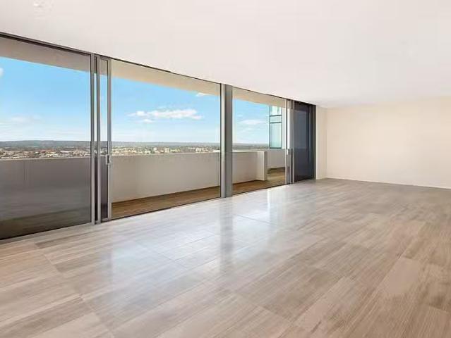 Rental! 3 BR 2502/8 Adelaide Terrace, EAST PERTH Apartment for.