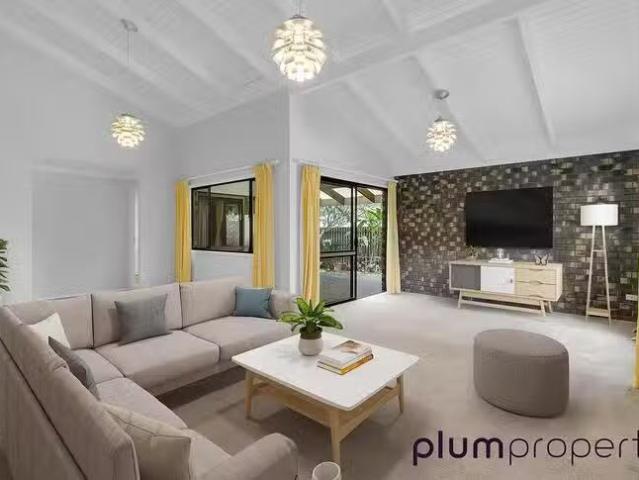 Charming 3 BR 253 Fig Tree Pocket Road, Fig Tree Pocket, QLD 4.