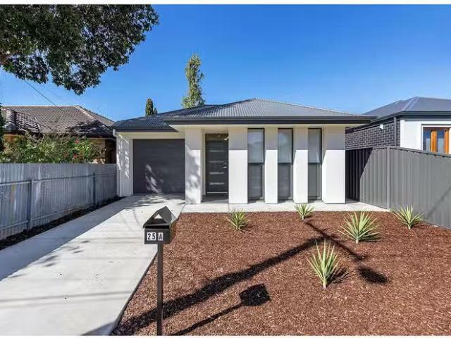Cheap 3 BR 25A Berri Road, Hope Valley, SA 5090