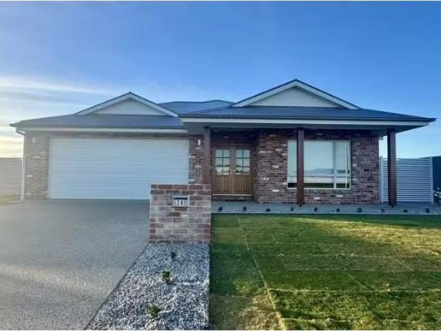 Cozy 3 BR 28 Tessier Drive, Tocumwal House for rent Listed by.