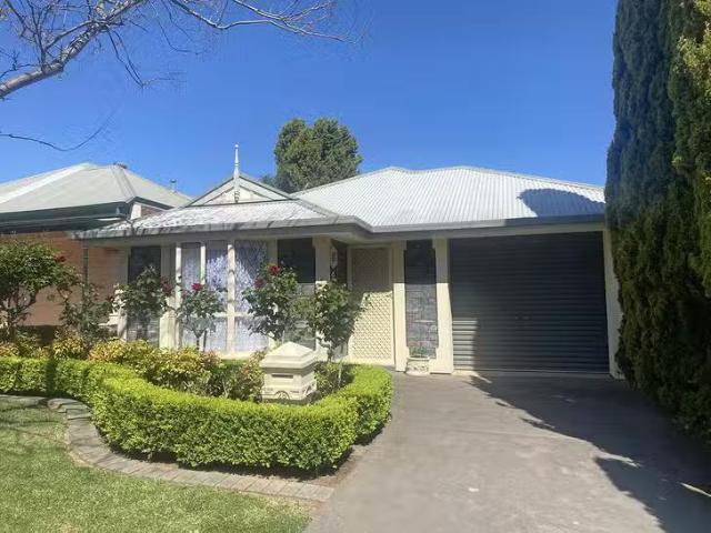 Charming 3 BR 28 Gibson Court, Golden Grove, SA 5125