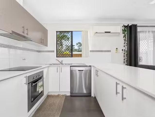 Cheap 3 BR 29/12 Dasheng Street, Doolandella, QLD 4077