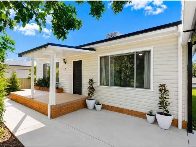 Rental! 3 BR 2 Goobar Street, Narrabri House for rent Listed.