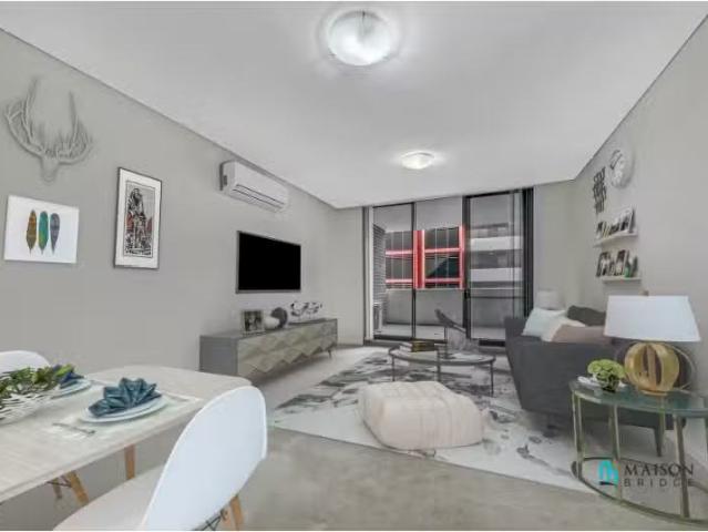 Cheap 3 BR 30/1 5 Bathurst Street, Liverpool Apartment for ren.