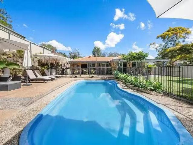 Just in! 3 BR 30 Arrabri Avenue, Jindalee, QLD 4074