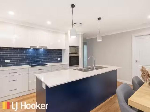 Cozy 3 BR 31 Reginald Drive, KOOTINGAL House for rent Listed.