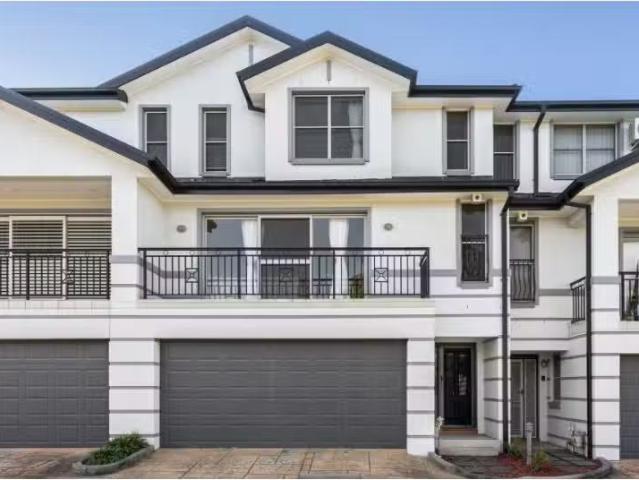 Nice 3 BR 3/26 30 North Rocks Road, North Rocks Townhouse for.