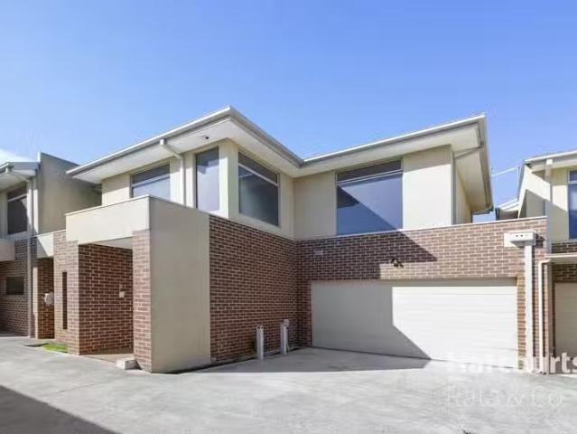 Just in! 3 BR 3/7 Berkeley Close, Broadmeadows, VIC 3047 Tow.