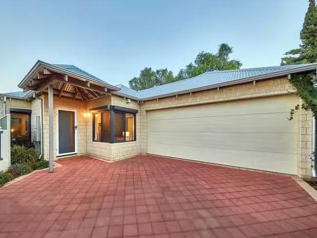 Just in! 3 BR 34B Basinghall Street, East Victoria Park, WA 6101