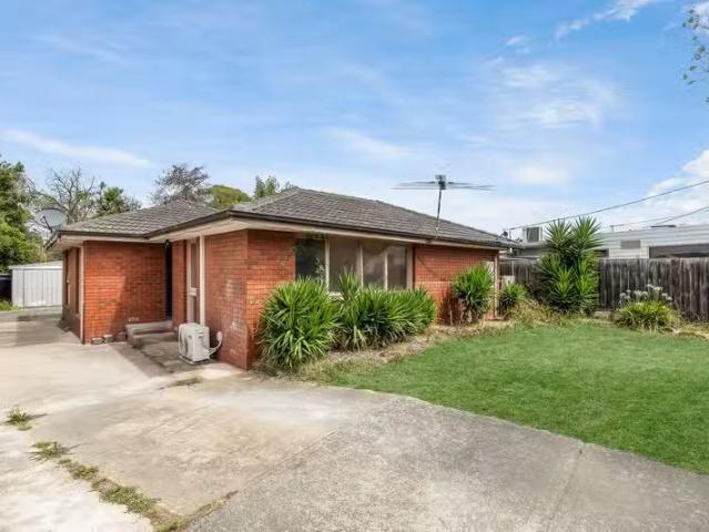 Charming 3 BR 35 James Street, HASTINGS, VIC 3915 House for.