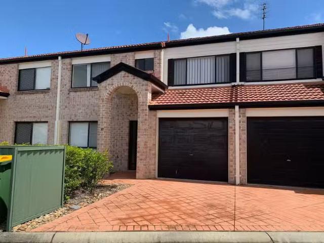 Rental! 3 BR 37/141 Pacific Pines Blvd, PACIFIC PINES, QLD 421.
