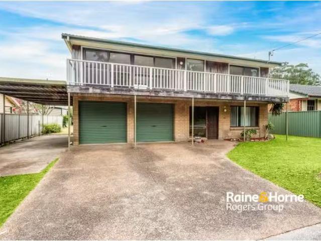 Unique 3 BR 38 Oleander Street, NORAVILLE House for rent List.