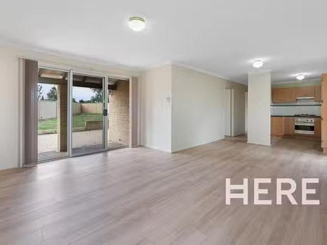 Unique 3 BR 3 Miamba Court, Karawara, WA 6152