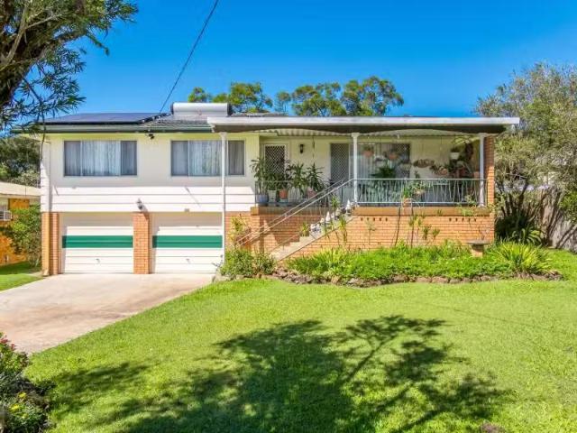 Charming 3 BR 3 Eastside Place, East Lismore House for rent L.