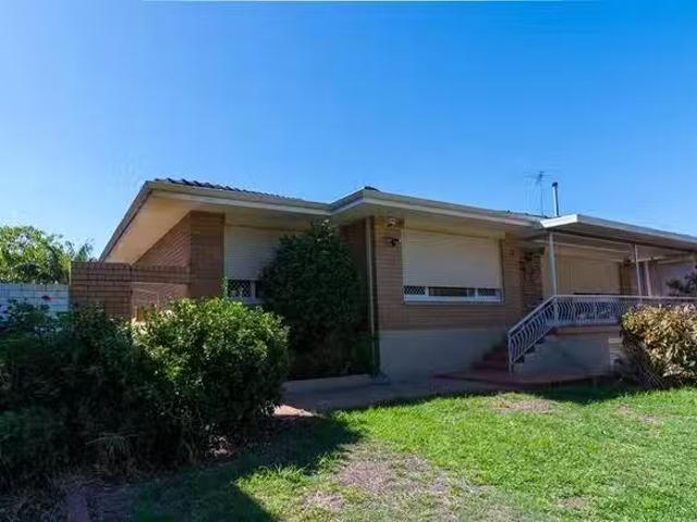 Cozy 3 BR Farina Drive, Yokine, WA 6060