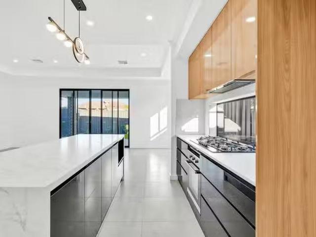 Nice 3 Farne Terrace, Marion, SA 5043
