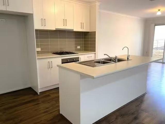 New 3 Hillside Avenue, Highbury, SA 5089