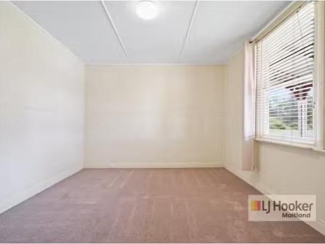 Cozy 3 Kline Street, Weston House for rent Listed by Karen Mc.
