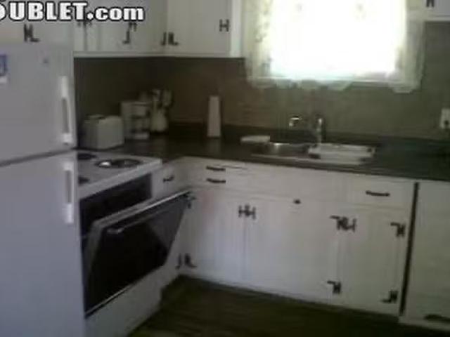 Cozy 3 Rooms House 3 bedrooms in Penetanguishene