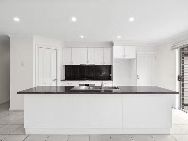 Unique 3 Senior Court, Highton, VIC 3216