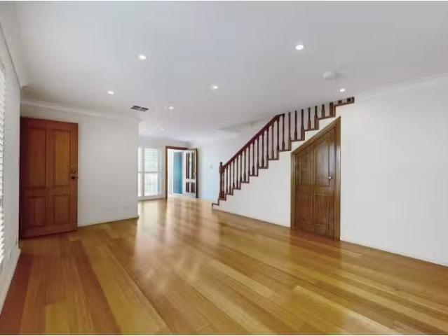 Rental! 3A Grose Street, Little Bay Townhouse for rent Listed.