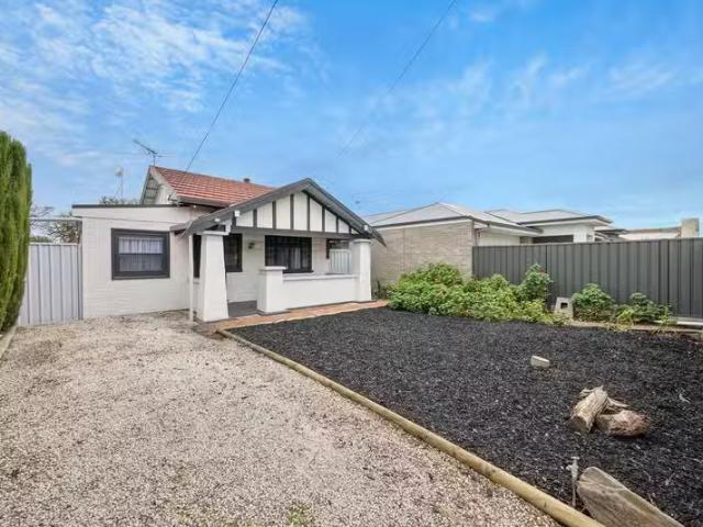 Rental! 104 Cedar Avenue, ROYAL PARK, SA 5014 House for Rent