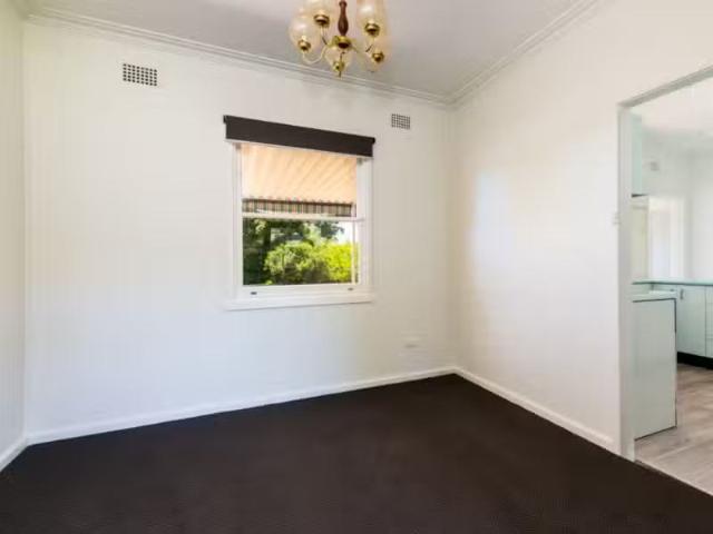 New 105 Springfield Avenue, Kotara House for rent Listed by P.