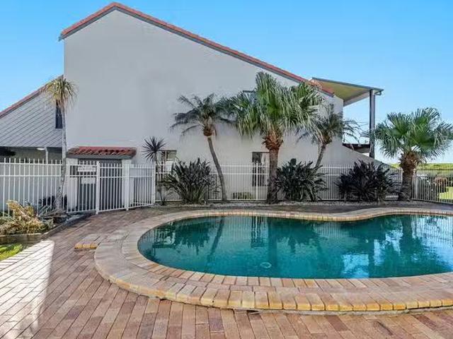 Deal! 10/5 7 Tresise Place, Lennox Head, NSW 2478