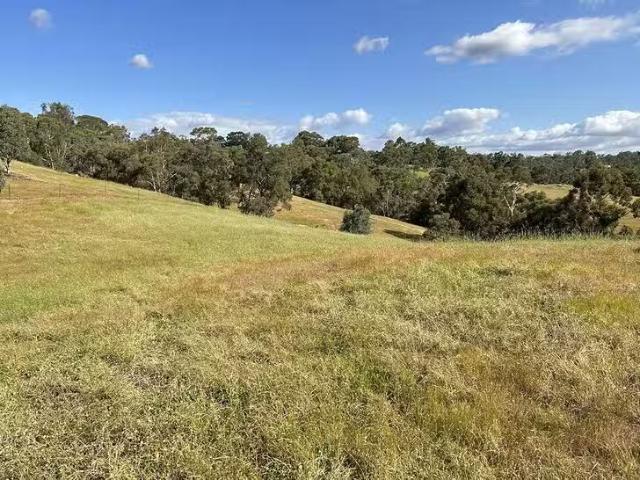 Cheap 106 Clearview Retreat, Bullsbrook, WA 6084