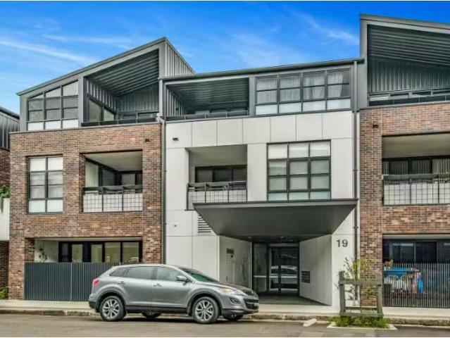 Just in! 108/19 Throsby Street, Wickham Apartment for rent Li.