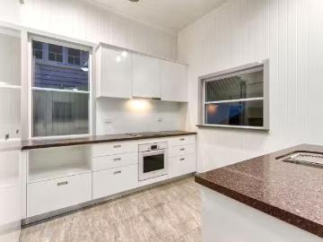 Charming 109 Munro Street, AUCHENFLOWER, QLD 4066 House for.