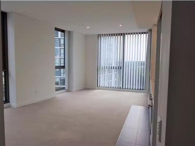 Nice 1009/2 Chisholm Street, Wolli Creek Apartment for rent L.