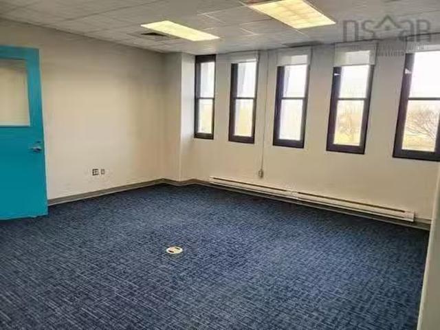 Charming 101 Research Drive, Dartmouth, NS, B2Y 4T6 commerci.