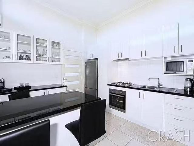 New 10/21 Wroxton Street, Midland, WA 6056