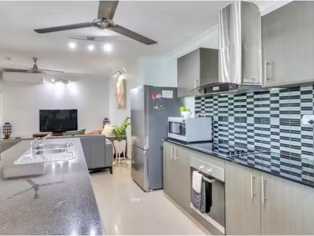Charming 10/2 Gardiner Street, Darwin City Apartment for rent.