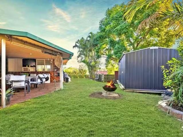 For Rent! 10 Carnea Place, Regents Park, QLD 4118