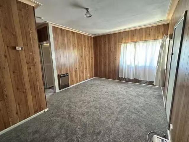 Just in! 10 East Street, South Littleton, NSW 2790