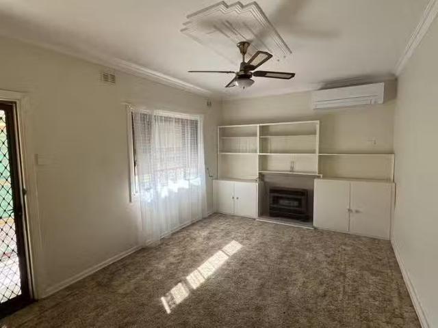 Unique 10 Kinnear Street, Port Augusta, SA 5700