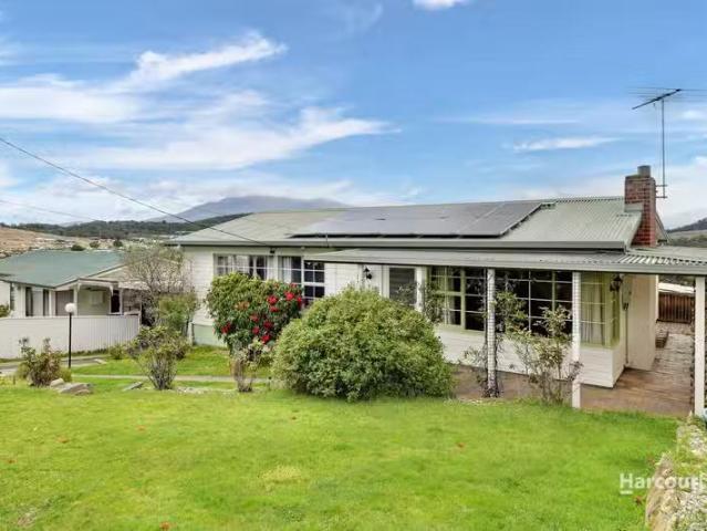 Cheap 10 Magnolia Road, RISDON VALE, TAS 7016 House for Rent