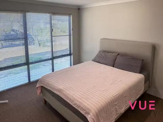 Rental! 10 Mebbin Grove, Yanchep, WA 6035