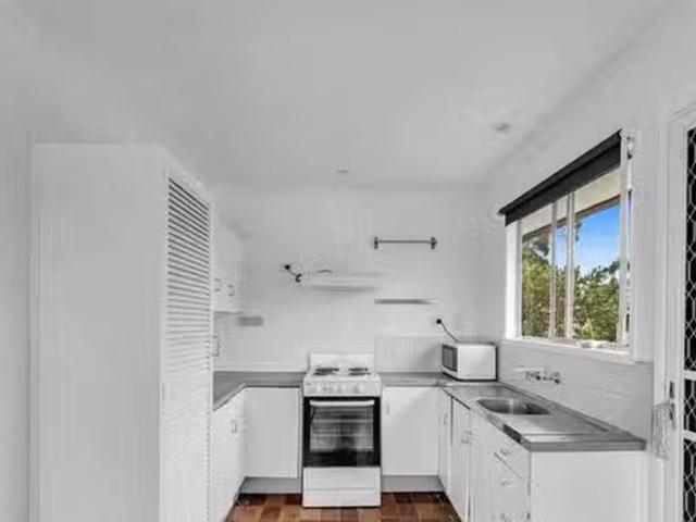 Rental! 10 Shannon Street, Woodridge, QLD 4114