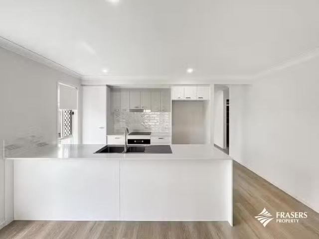 For Rent! 10 Willandra Street, Yarrabilba, QLD 4207